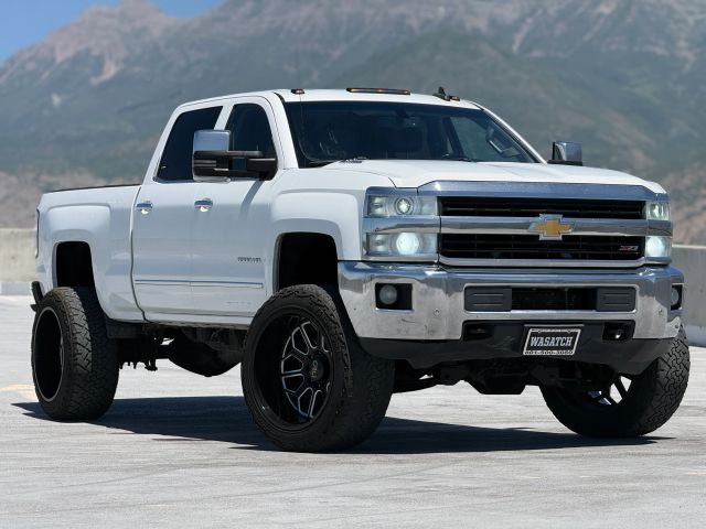 2015 Chevrolet Silverado 3500HD LTZ 4WD photo
