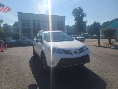 2015 Toyota RAV4 XLE AWD photo