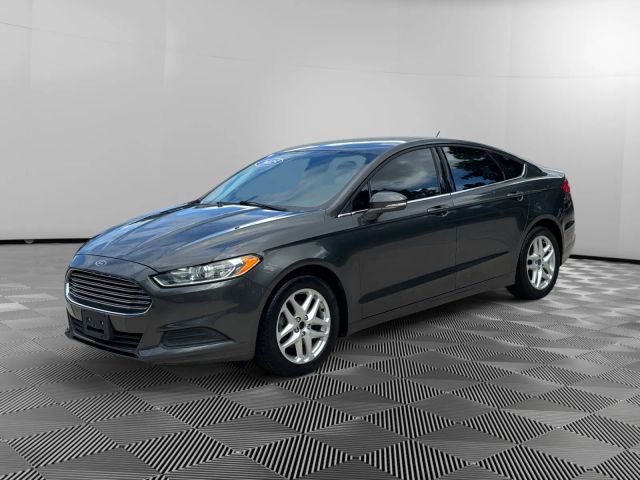 2015 Ford Fusion SE FWD photo
