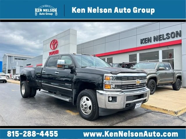 2015 Chevrolet Silverado 3500HD LTZ 4WD photo
