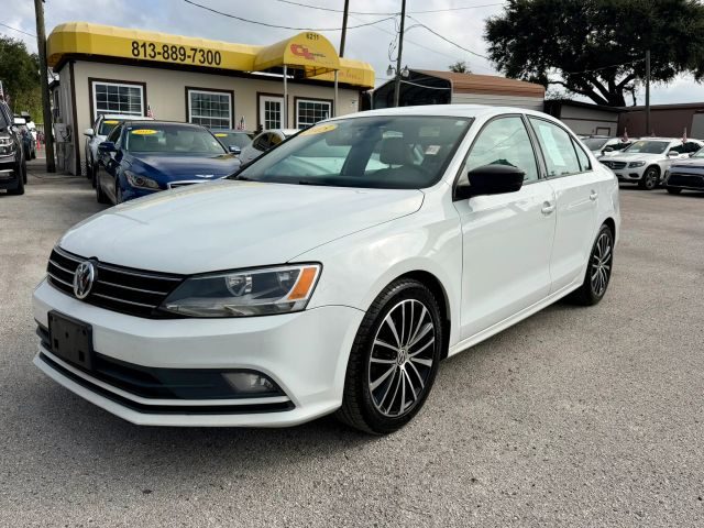 2015 Volkswagen Jetta 1.8T Sport FWD photo