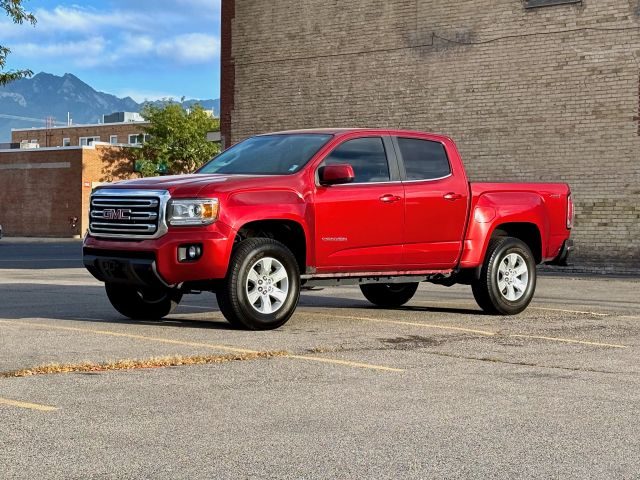 2015 GMC Canyon 4WD SLE 4WD photo