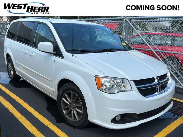 2015 Dodge Grand Caravan SXT FWD photo