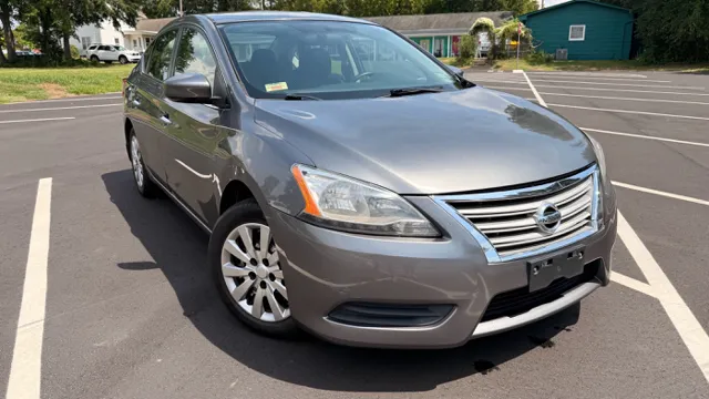 2015 Nissan Sentra SV FWD photo