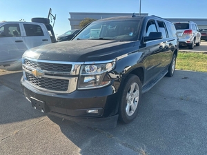 2016 Chevrolet Suburban LT 4WD photo