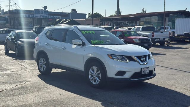 2015 Nissan Rogue S FWD photo