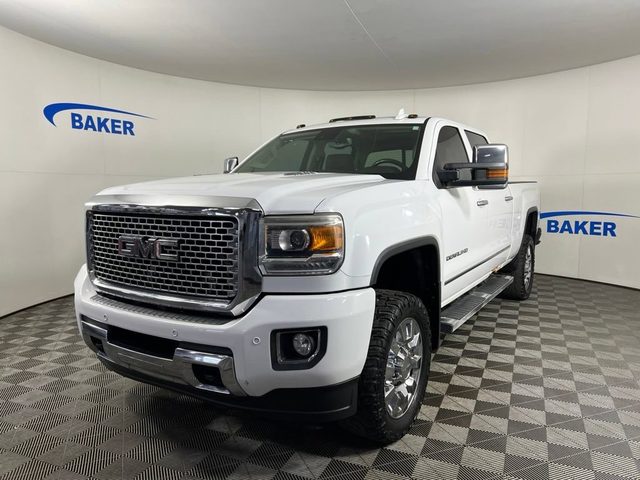 2015 GMC Sierra 2500HD Denali 4WD photo