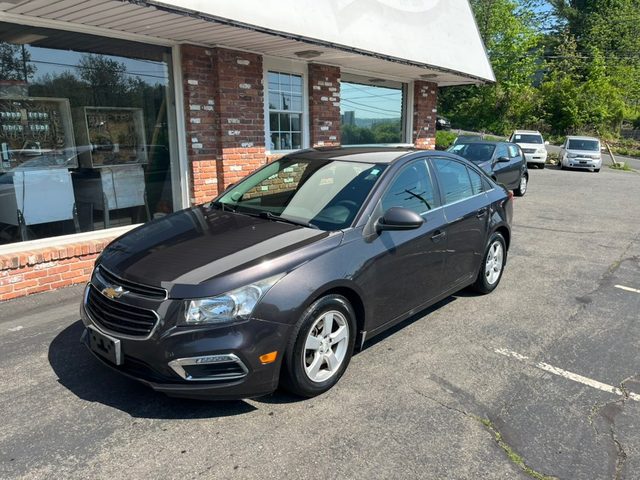 2016 Chevrolet Cruze LT FWD photo
