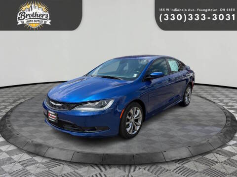 2015 Chrysler 200 S FWD photo