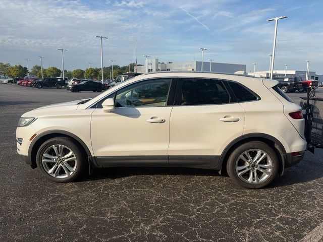 2016 Lincoln MKC Select FWD photo