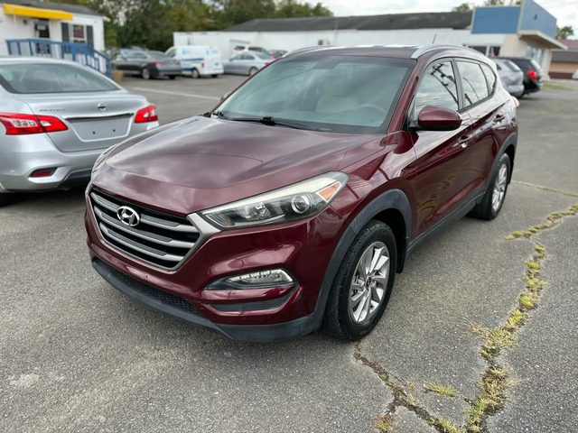 2016 Hyundai Tucson SE AWD photo