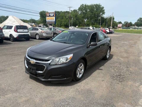2016 Chevrolet Malibu LS FWD photo