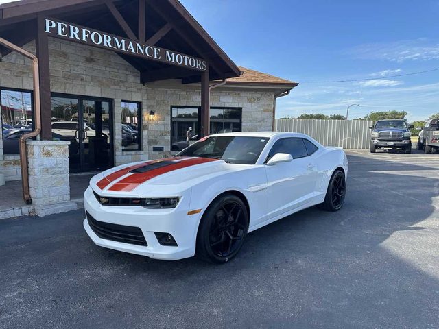 2015 Chevrolet Camaro SS RWD photo