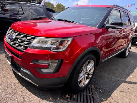 2016 Ford Explorer XLT 4WD photo