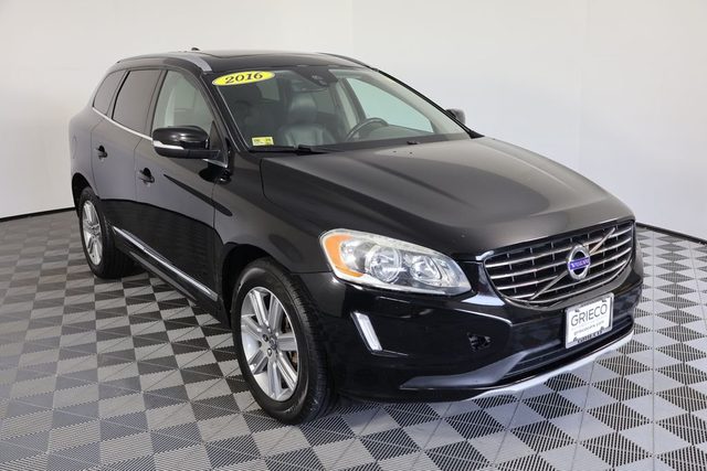 2016 Volvo XC60 T5 Premier AWD photo