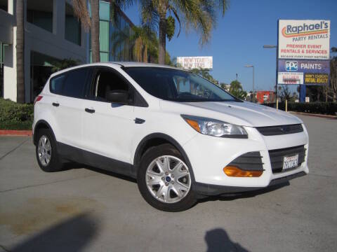 2016 Ford Escape S FWD photo