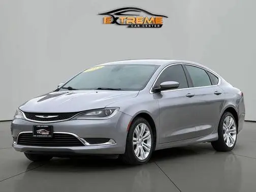 2015 Chrysler 200 Limited FWD photo