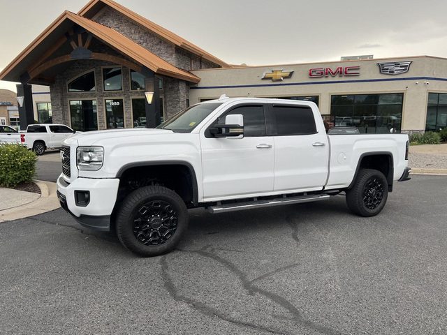 2015 GMC Sierra 2500HD Denali 4WD photo
