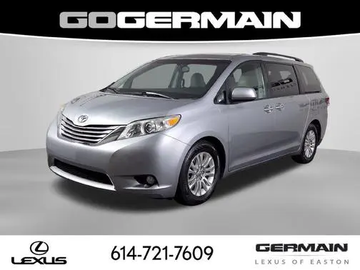 2015 Toyota Sienna XLE FWD photo