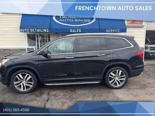 2016 Honda Pilot Touring AWD photo