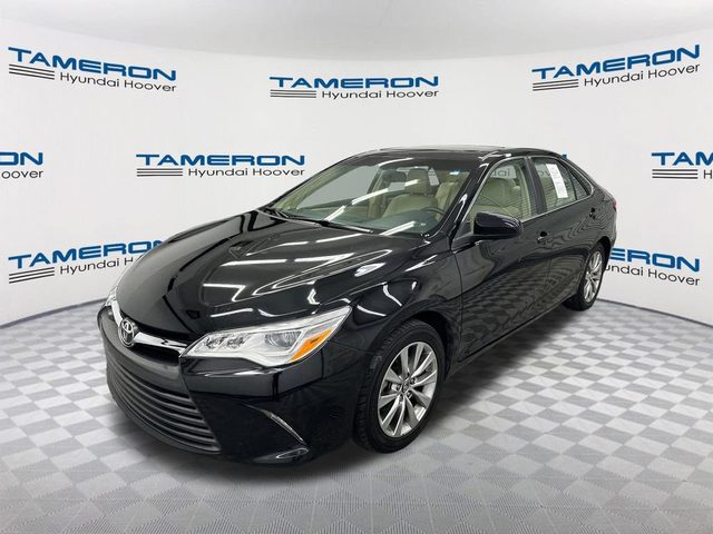 2015 Toyota Camry XLE FWD photo