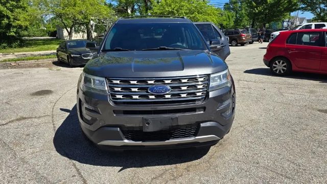 2016 Ford Explorer XLT 4WD photo