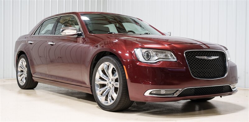 2015 Chrysler 300 300C RWD photo