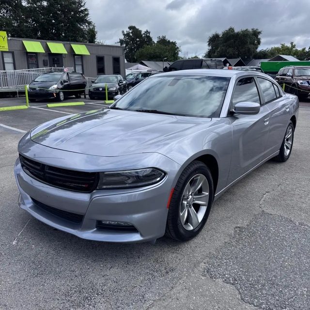 2015 Dodge Charger SXT RWD photo