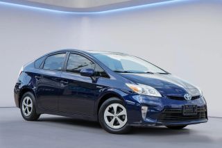2015 Toyota Prius Two FWD photo