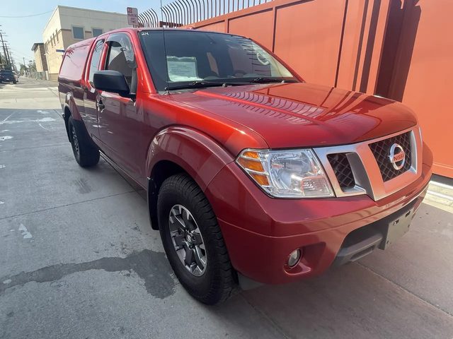 2015 Nissan Frontier Desert Runner RWD photo