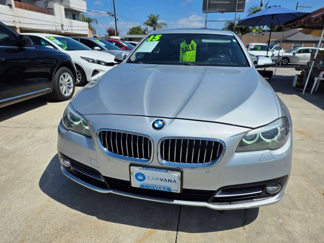 2015 BMW 5 Series 528i RWD photo