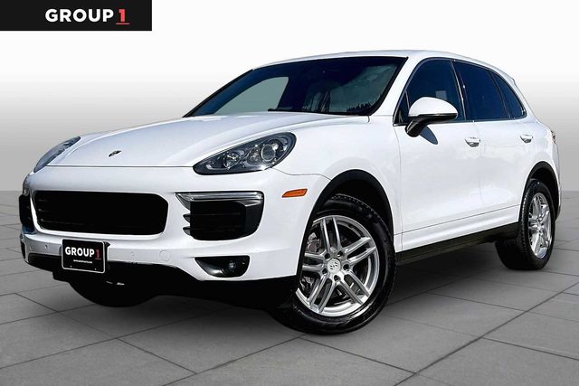 2016 Porsche Cayenne AWD photo