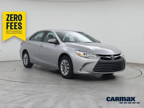 2016 Toyota Camry LE FWD photo