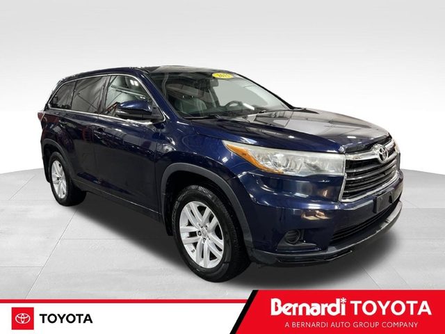 2015 Toyota Highlander LE AWD photo