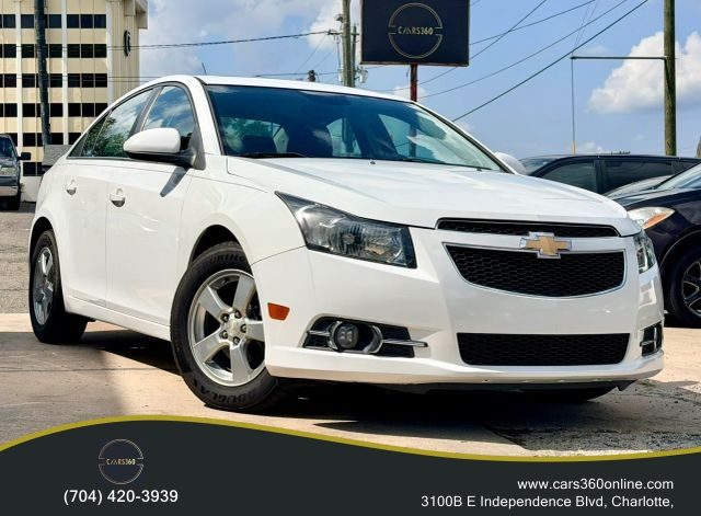 2016 Chevrolet Cruze LT FWD photo
