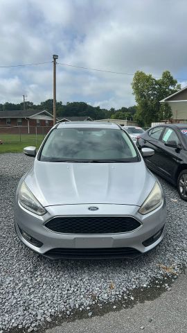 2015 Ford Focus SE FWD photo