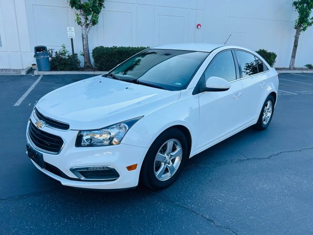 2016 Chevrolet Cruze LT FWD photo