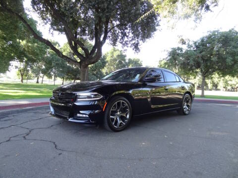 2015 Dodge Charger SXT RWD photo
