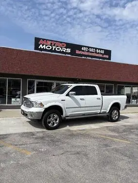 2016 Ram 1500 Laramie 4WD photo