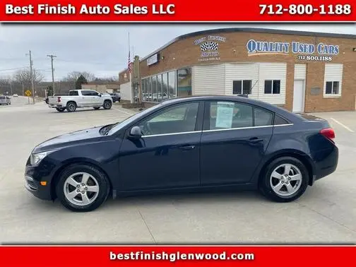 2016 Chevrolet Cruze LT FWD photo