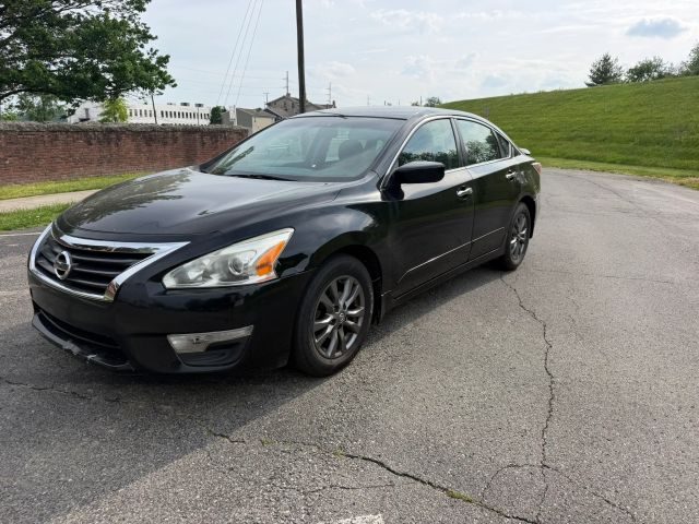 2015 Nissan Altima 2.5 S FWD photo