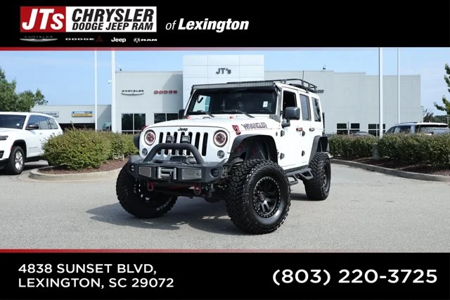 2015 Jeep Wrangler Unlimited Sahara 4WD photo