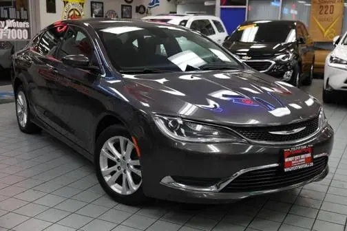 2016 Chrysler 200 Limited Platinum FWD photo