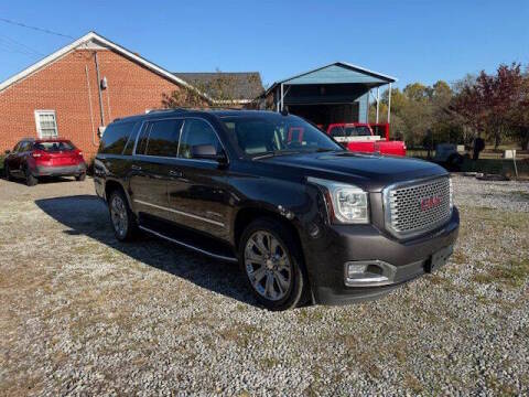 2016 GMC Yukon XL Denali 4WD photo