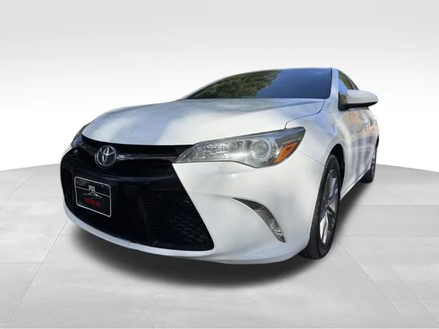 2016 Toyota Camry SE FWD photo