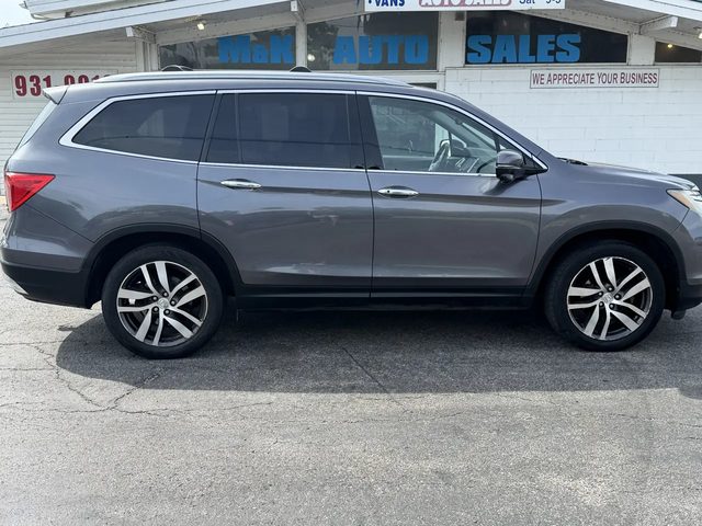 2016 Honda Pilot Touring AWD photo