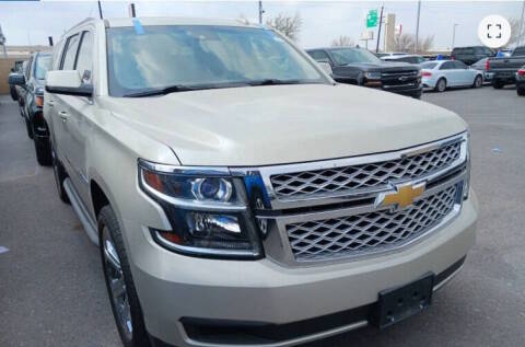 2016 Chevrolet Suburban LT RWD photo