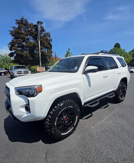 2016 Toyota 4Runner SR5 4WD photo