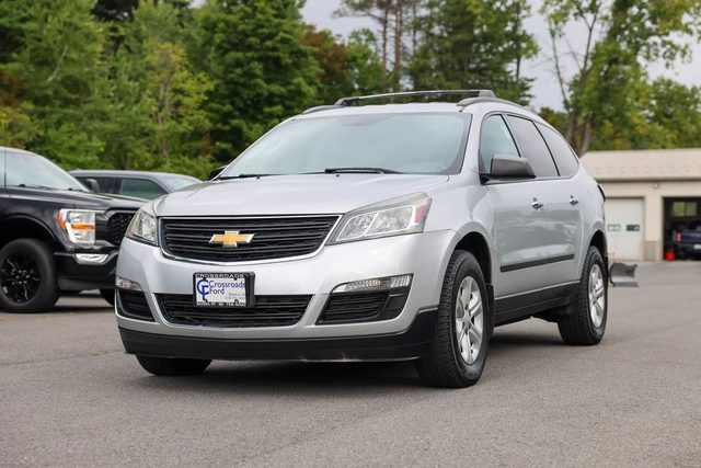2016 Chevrolet Traverse LS FWD photo