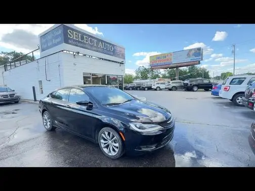 2016 Chrysler 200 S FWD photo